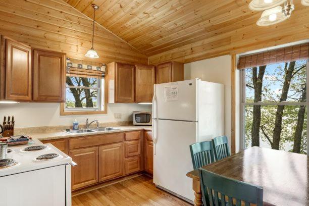 Swan Lake Resort & Campground Fergus Falls Ngoại thất bức ảnh